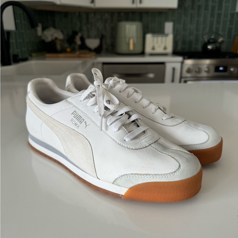 Brand New Puma Romas Size11